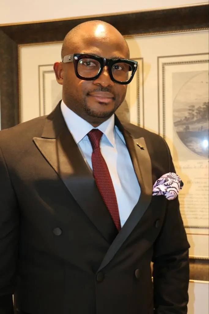Portrait du Dr Armand Ngaketcha
